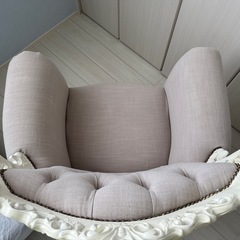ロココ調ヨーロピアン1人掛けソファ（ベージュ）の画像