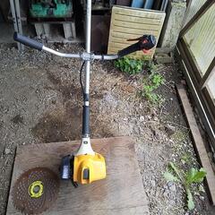 草刈り機の画像