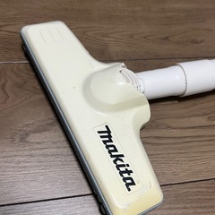 マキタ　コードレス掃除機の画像