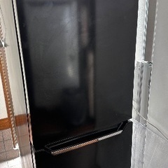 🟦冷蔵庫番号30 Hisense 2019年製【150ℓ】 大阪...