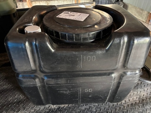100L  ローリータンク