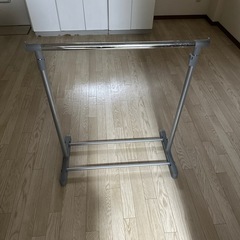 ハンガーラック