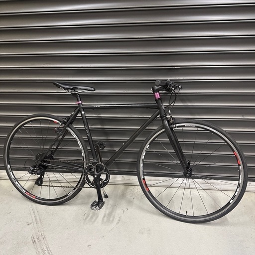 クロスバイク　マットブラック