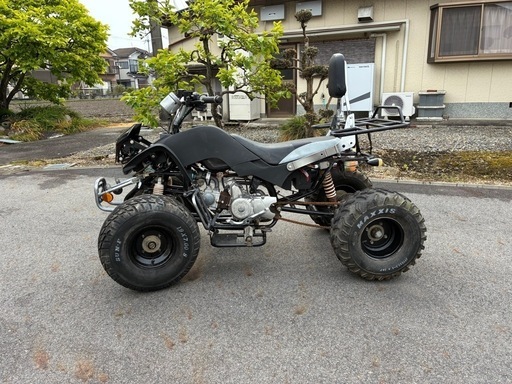 四輪バギー　ATV 4スト オートマ　普通免許　公道可　ノーヘル 四輪バギーATV 4スト オートマ普通免許公道可ノーヘル (マリー) 栗東の