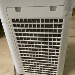 シャープ　加湿空気清浄機　KC-G40-W  2020年製の画像