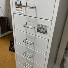 IKEA 引き出し（キャスター付き）