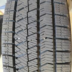 バリ溝!スタッドレスタイヤ175/65R15 VRX2　5月いっ...