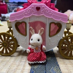 シルバニアファミリー馬車とウサギちゃん