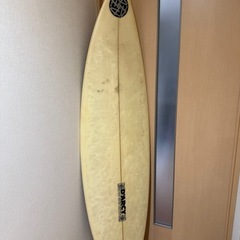 D’ARCY サーフボード　サイン入り