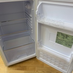 レトロデザイン★2ドア冷蔵庫★2022年製★6ヶ月間保証付きの画像