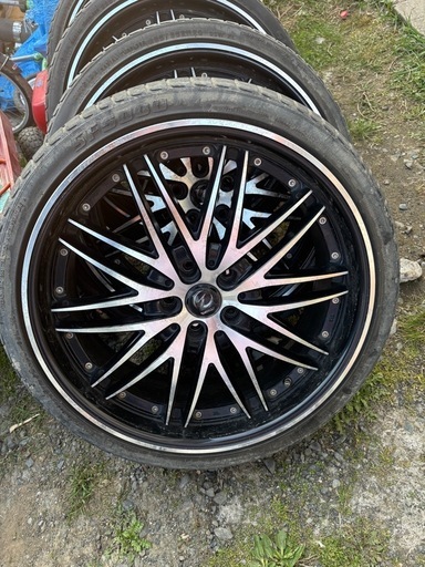 決まりました。20インチホイール