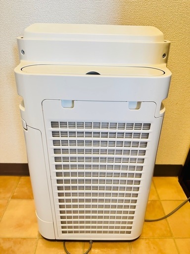 シャープ 加湿空気清浄機 プラズマクラスター KC-G40-W 2019年製