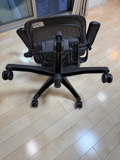 Herman Miller ハーマンミラー アーロンチェア Bサイズ