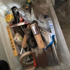 不要になった工具や鉄製品の画像