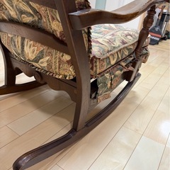 【飛騨産業 キツツキマーク】アンティーク ロッキングチェア 高級椅子の画像