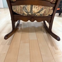 【飛騨産業 キツツキマーク】アンティーク ロッキングチェア 高級椅子の画像