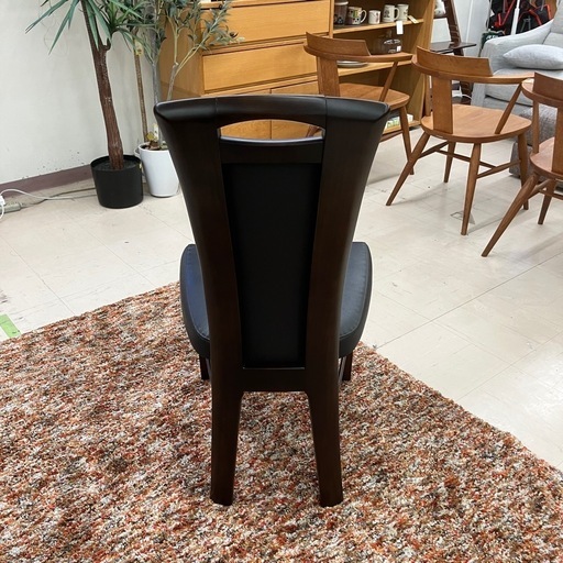 中古美品　カリモク　ダイニングチェア　公田店