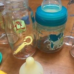 【直接取り引き限定】哺乳瓶たくさんの画像