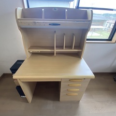 こども用学習机（キッズ用、こども用デスク）