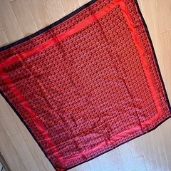 Dior スカーフの画像