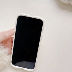 【本日お値下げ】もこもこテカテカ丸さが可愛いiPhoneケースの画像