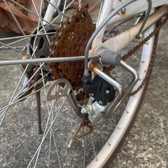 大人用自転車の歯車部分の破損とチェーンの伸び