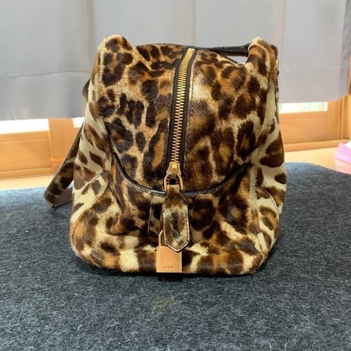 PRADA ハラコレザー レオパード バッグ