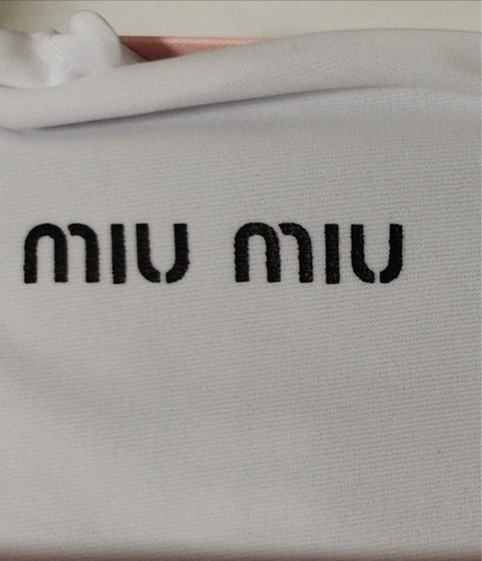 Miu Miu 二つ折り財布 マテラッセ Cipria