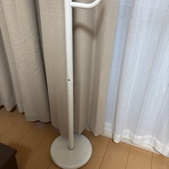 洋服かけの画像