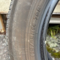 165/65r/14  タイヤの画像