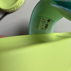 New Balance  ニューバランス　スポーツサンダル　19.0 グリーン　イエローの画像