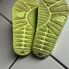 New Balance  ニューバランス　スポーツサンダル　19.0 グリーン　イエローの画像