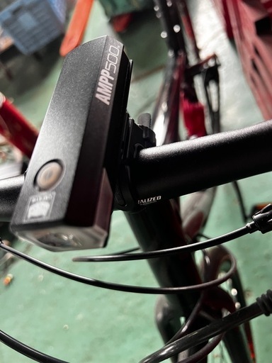 【送料無料（一部地域を除く）】 Specialized クロスバイク ブラック 未使用ヘルメッ手袋未使用 自転車本体