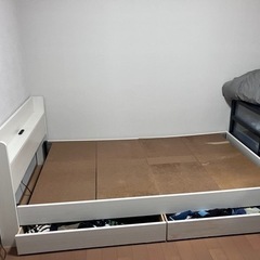 セミダブルベッドフレーム　無料　どうぞ