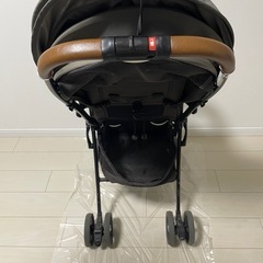 アップリカ　B型ベビーカー　軽量ベビーカーの画像