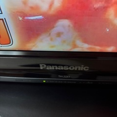 テレビ32型
の画像