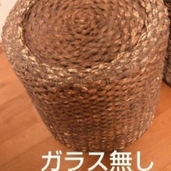 サイドテーブルの画像