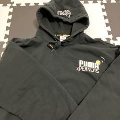 PUMA PEANUTSコラボパーカー