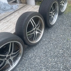 245/40ZR20  タイヤホイール