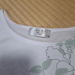 YURI　Tシャツの画像