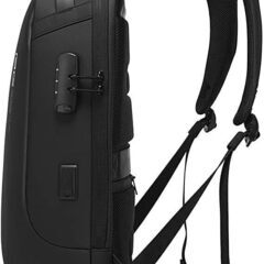 BANGE シティコンパクトバックパック(盗難防止 防水 USB充電端子付)　未使用品の画像
