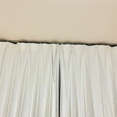 ニトリ　遮光1級・遮熱・遮音カーテン(レーベル アイボリー 100X230X2) の画像