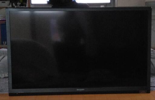 SHARP AQUOS 40インチ液晶カラーテレビ (ぶーん) 小山のテレビ