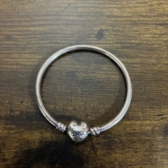 PANDORAブレスレットの画像