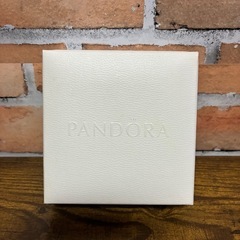 PANDORAブレスレットの画像