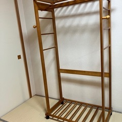 洋服掛け　木製ハンガーラック