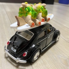 シーサー付きビートル型ミニカーの画像