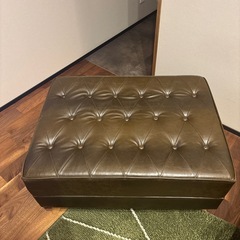 ニトリ　合皮オットマン