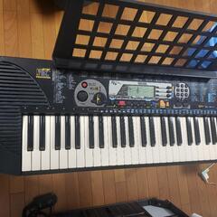 電子ピアノ　YAMAHA　PSR-79の画像