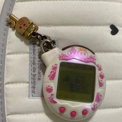 夢のロイヤルふぁみりー　希少たまごっちプラス　ロイヤルローズ